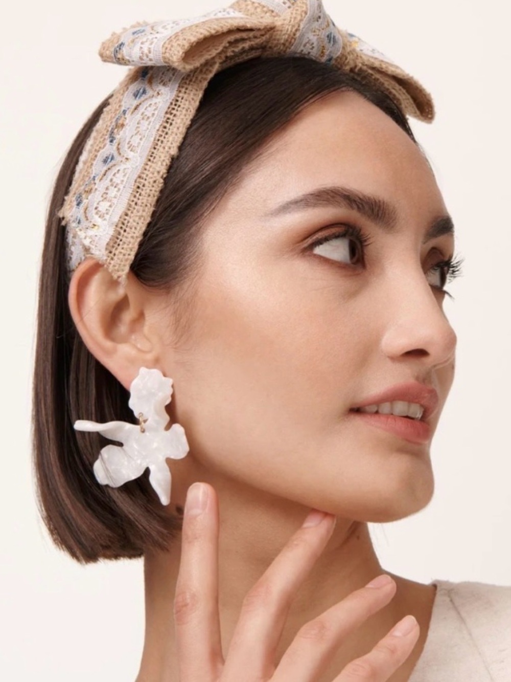 Lele Sadoughi Mother of Pearl Small Paper Lily Earrings NWT